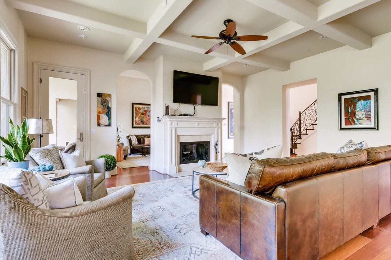 2213 Warbler Way