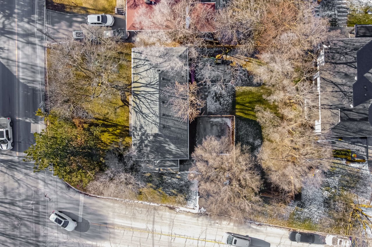 42 Parkway Ave