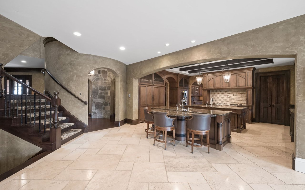 26565 Scenic Drive