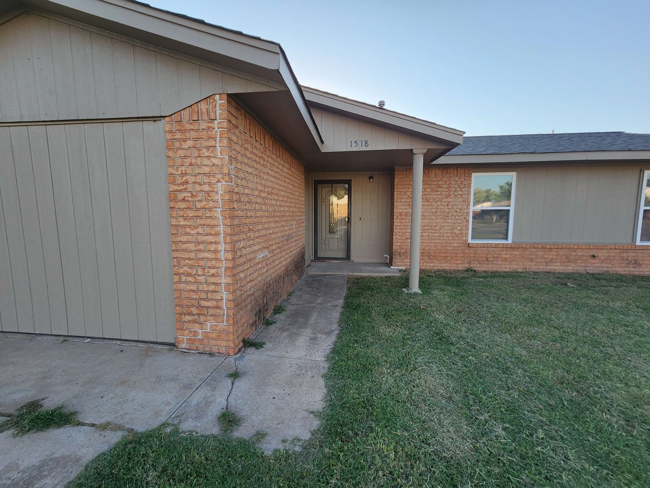 1518 Pecan Grove