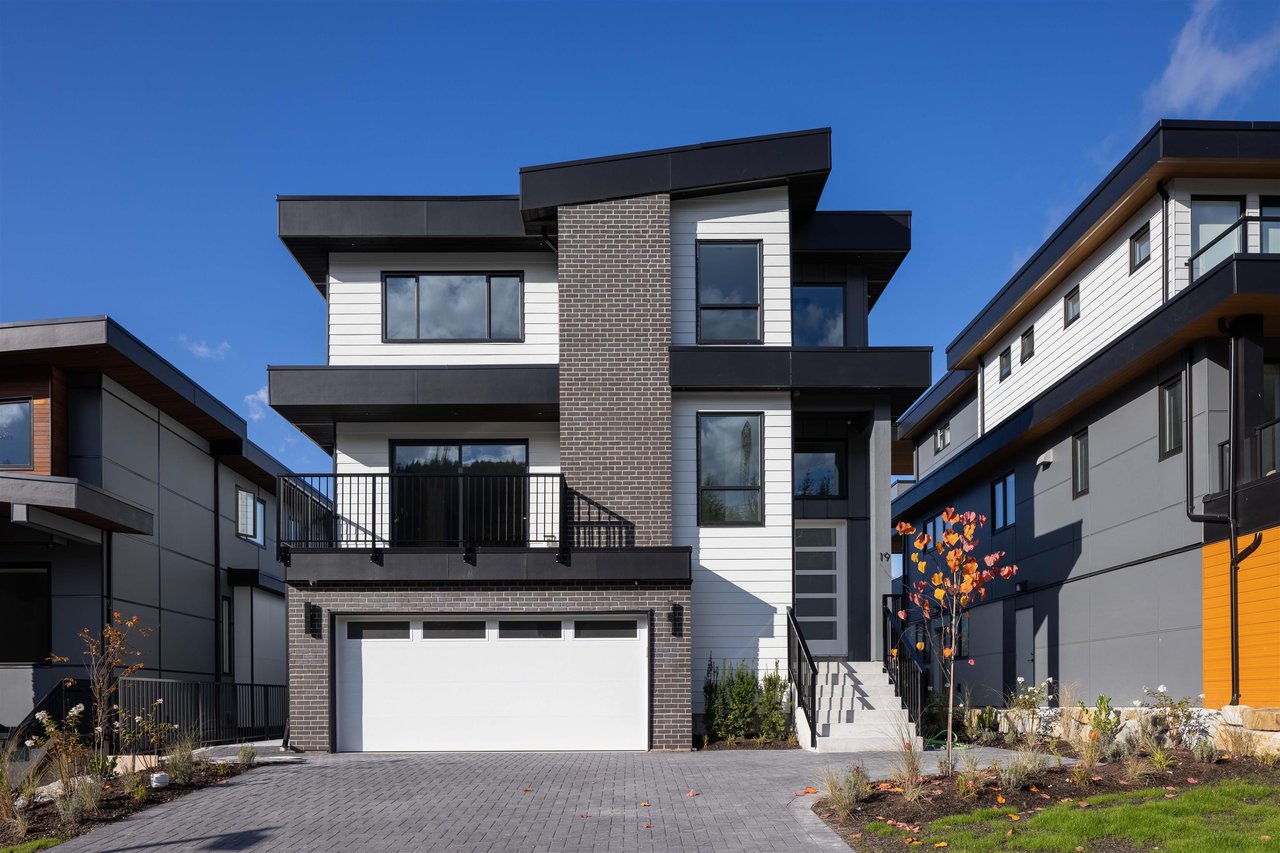 19-3385 Mamquam Rd