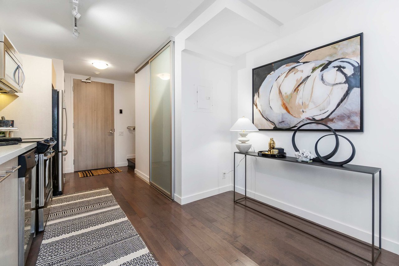 210-390 Cherry Street