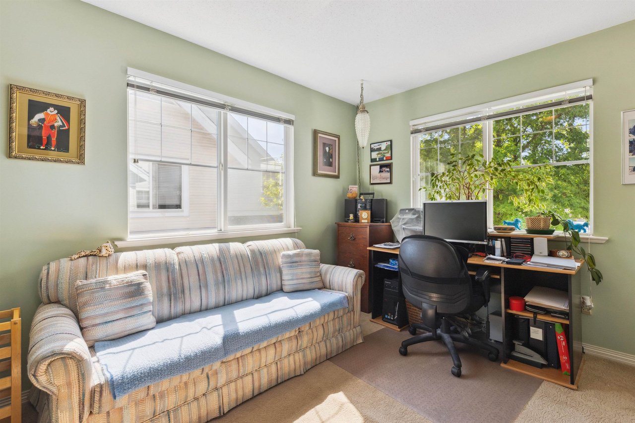 49-17097 64 Avenue, Surrey