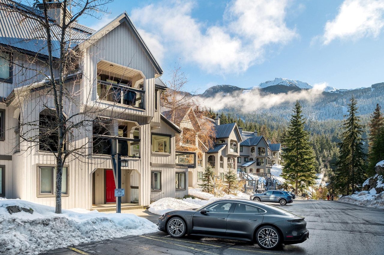 4-2548 Snowridge Cres