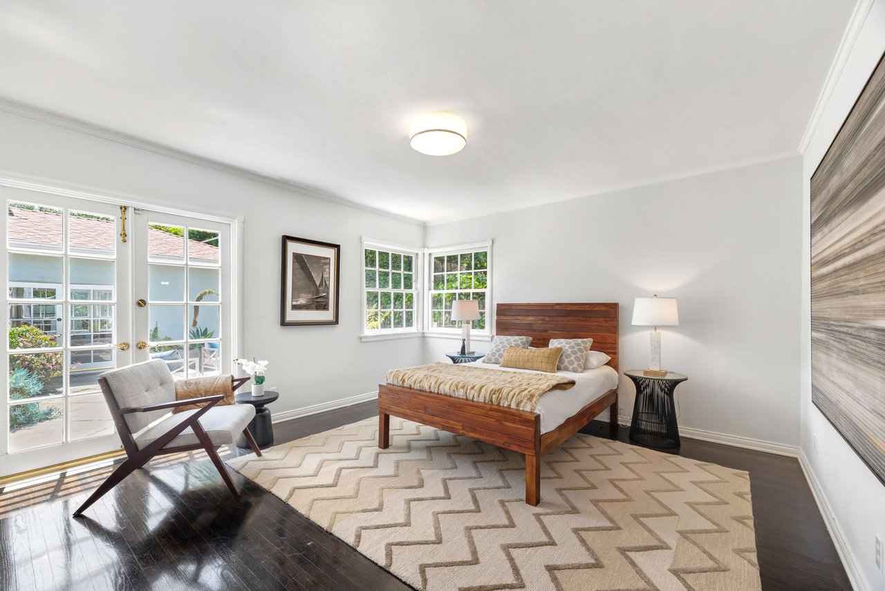 616 Holmby, Little Holmby