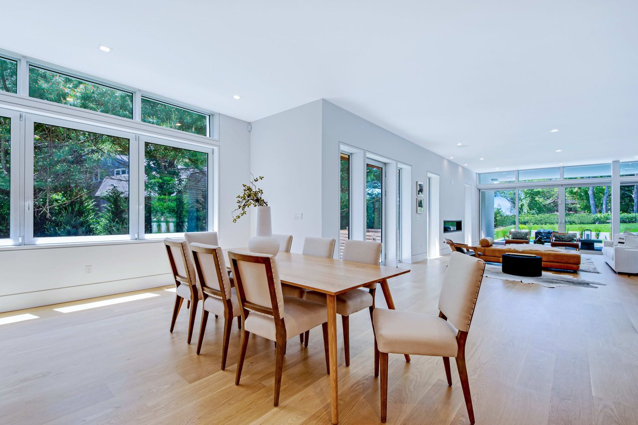 12 Cornell Rd