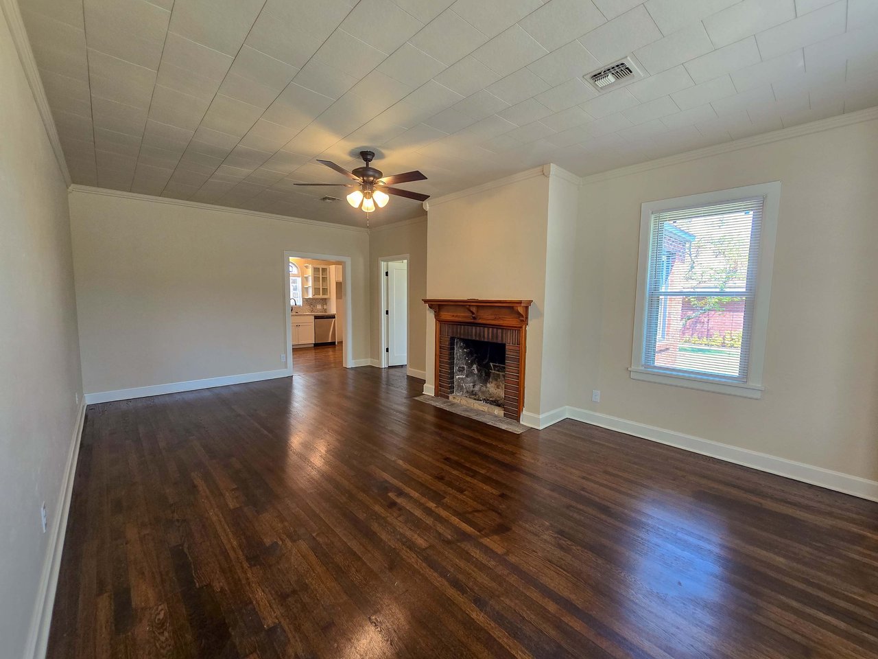 3602 N Union AVe