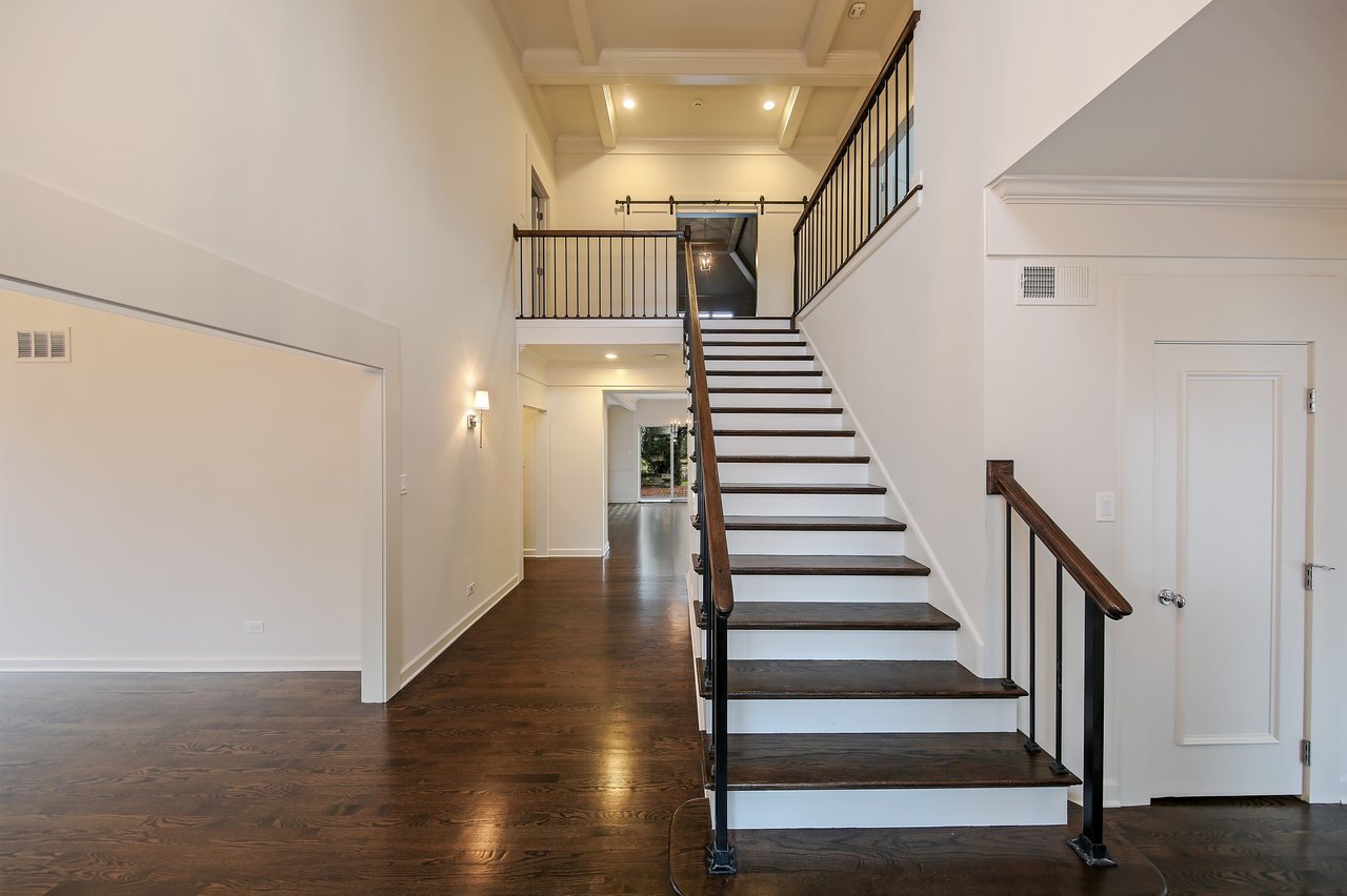 1502 Burr Rdg Club