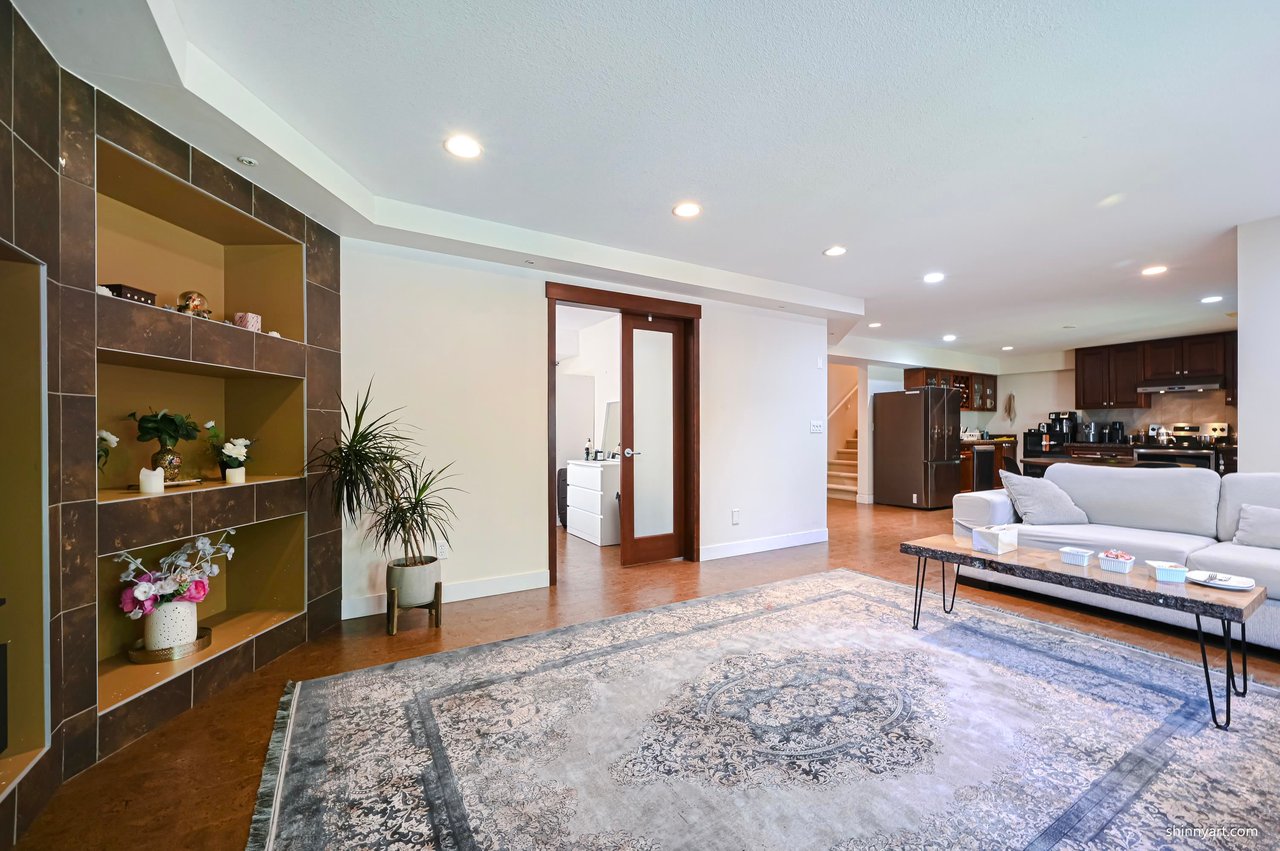 148 Maple Dr