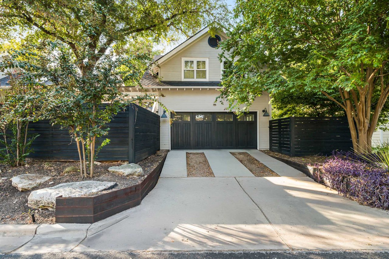 Historic Pemberton Heights Gem Reimagined by McWalters | Former Home of Author Mary Willis Walker | Entertainer’s Dream Kitchen + Guest Quarters