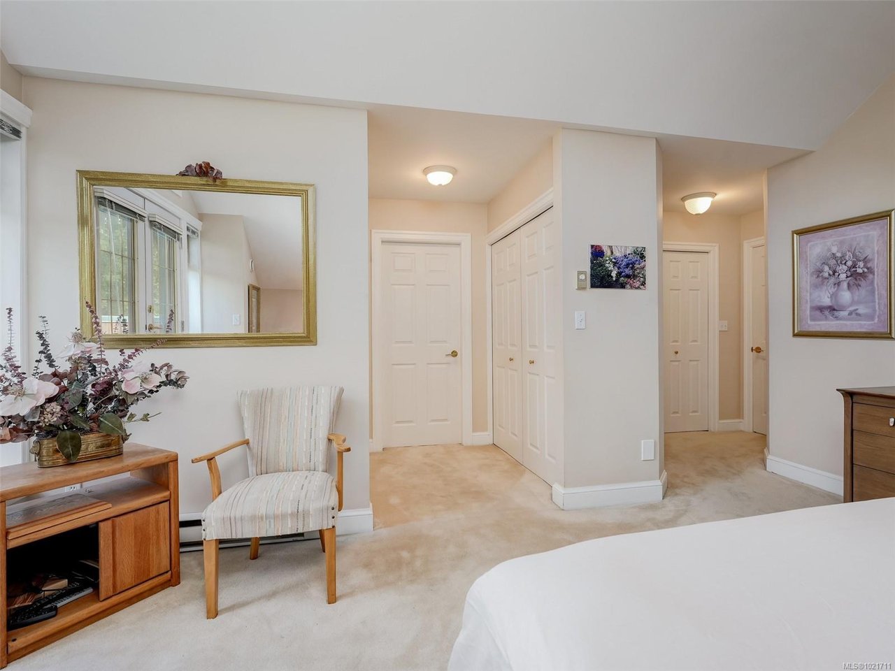 1-2573 Kilgary Pl