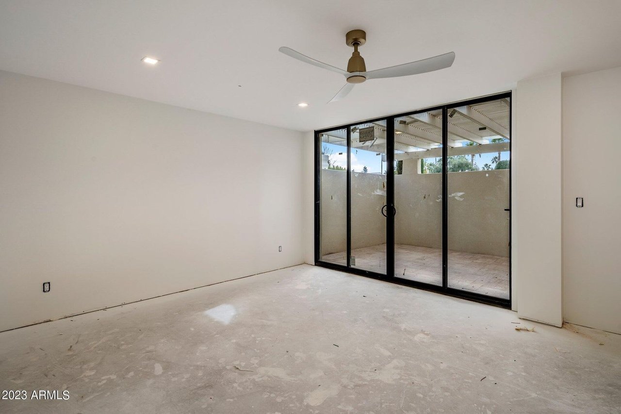 8150 E Del Capitan Dr