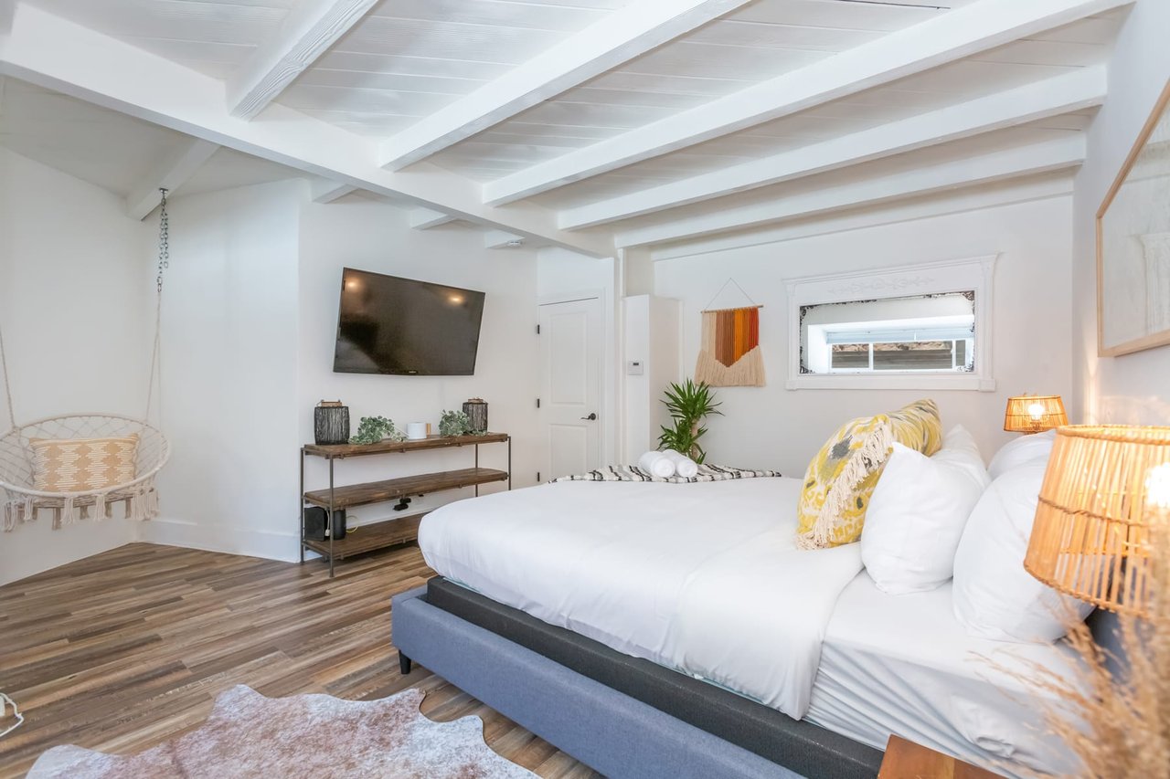 MALIBU BEACH HOUSE 48