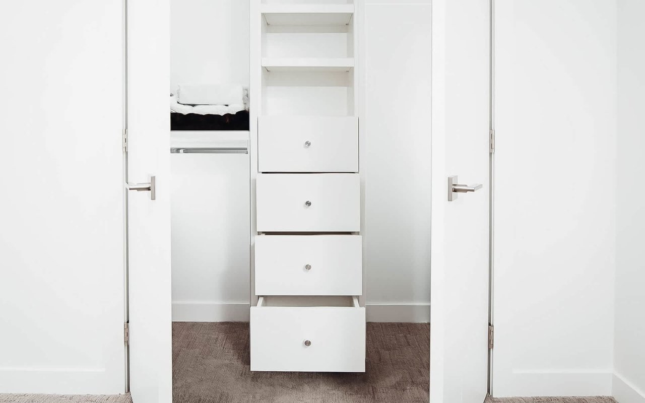 6 Homes With Amazing Custom Closets