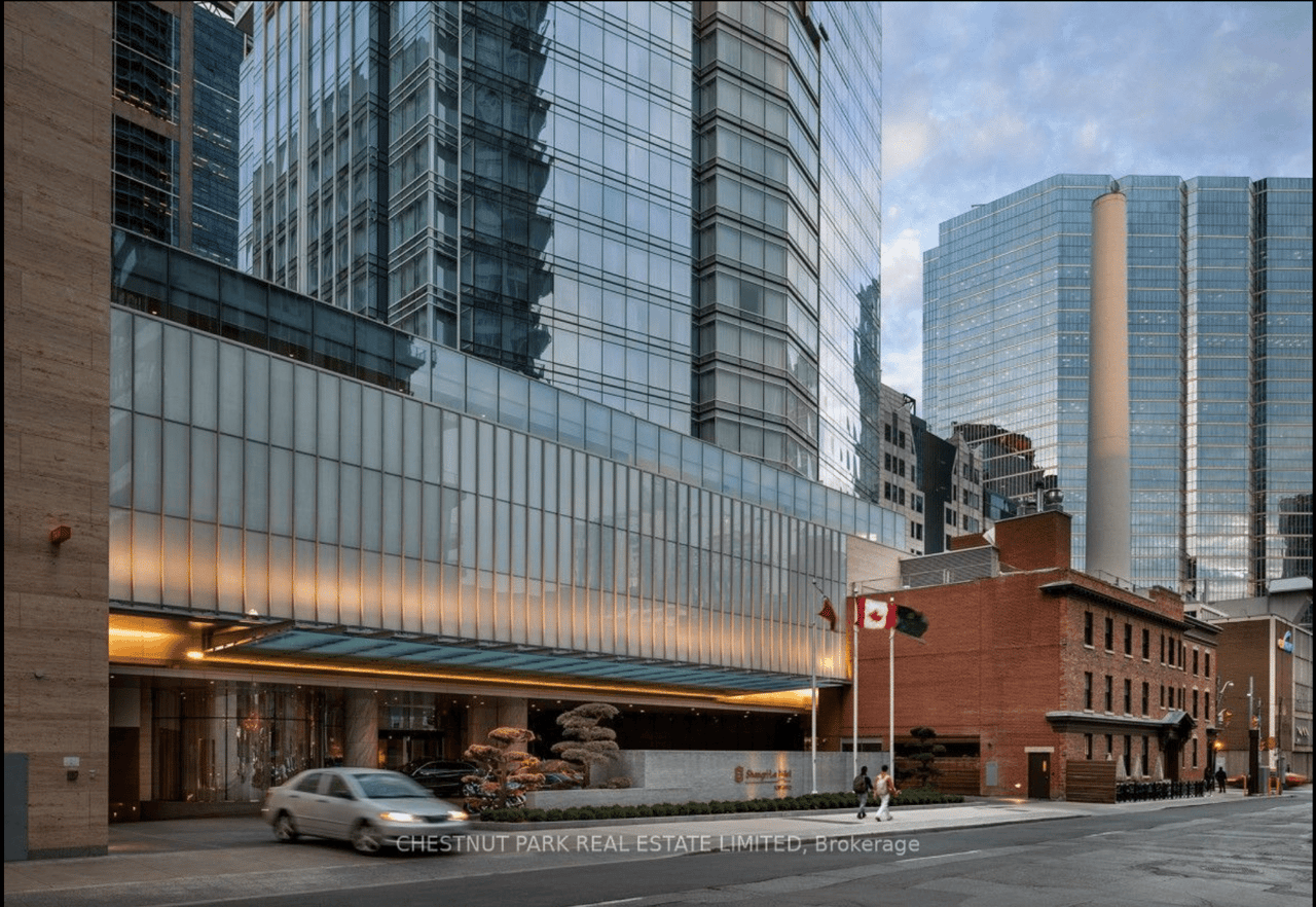 Suite 1804- 180 University Avenue