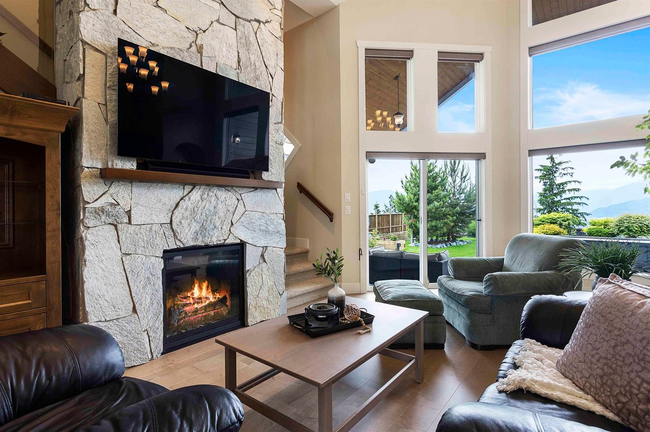 5399 Crimson Ridge