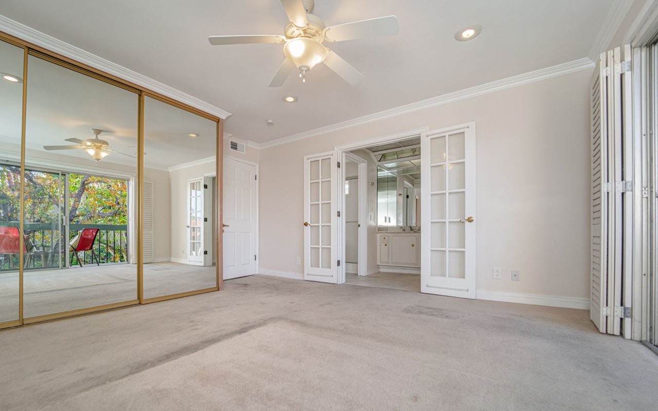1070 Palo Verde Avenue