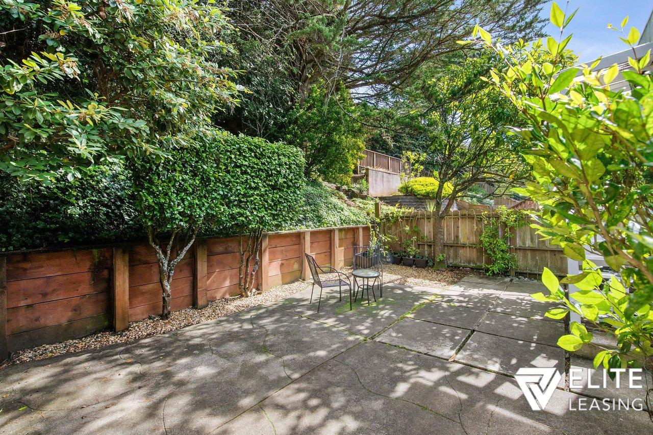 28 Knollview Way