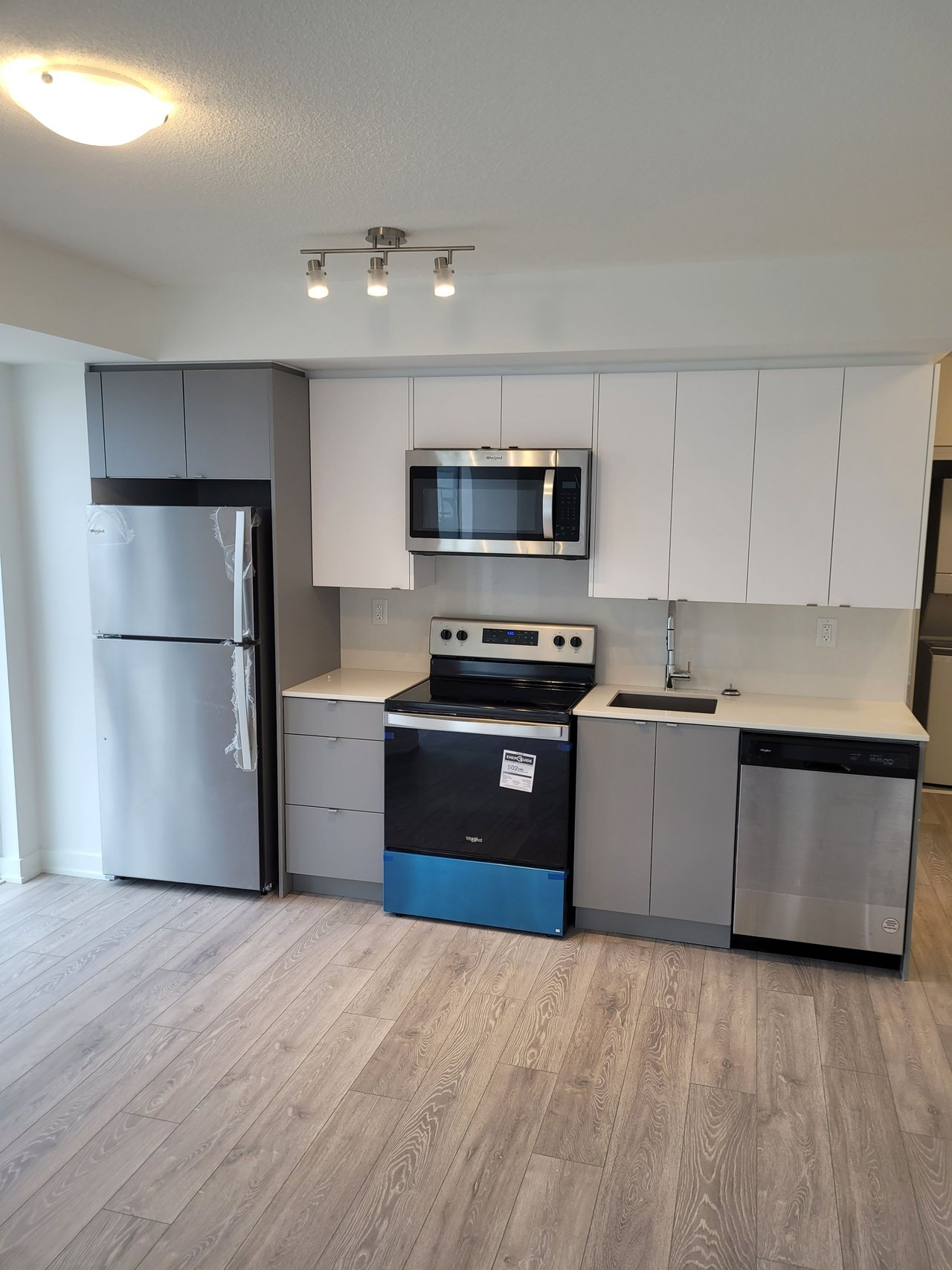 3200 Dakota Common, Unit B903