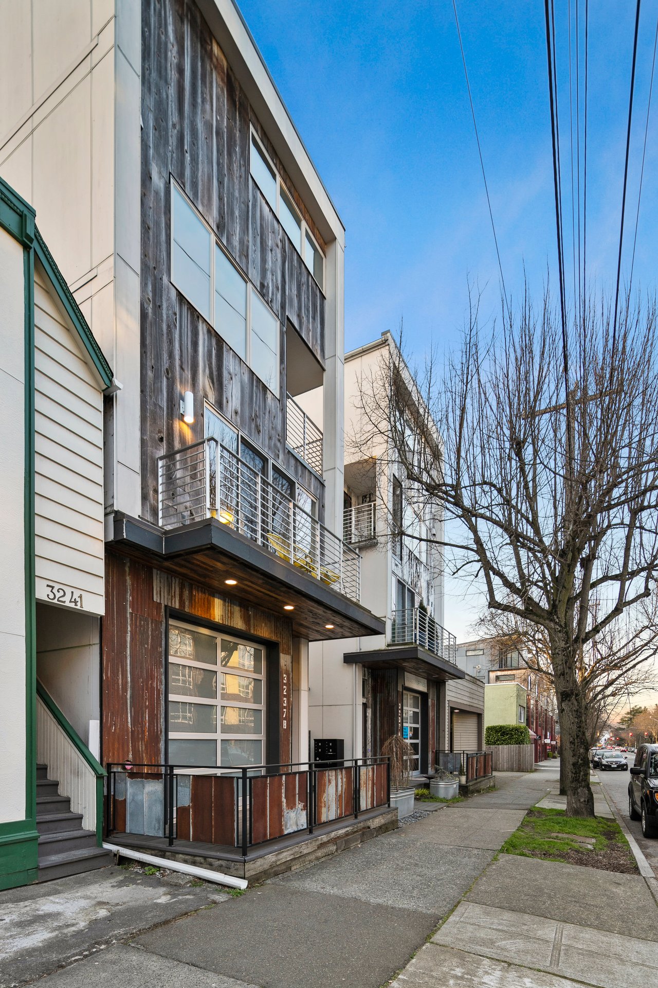 3237 California Ave SW, B