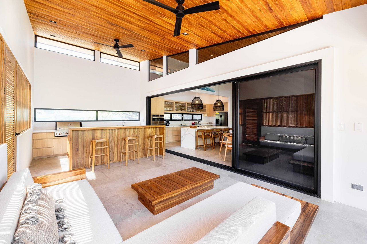 Contemporary Pool Residence, Tamarindo, Guanacaste