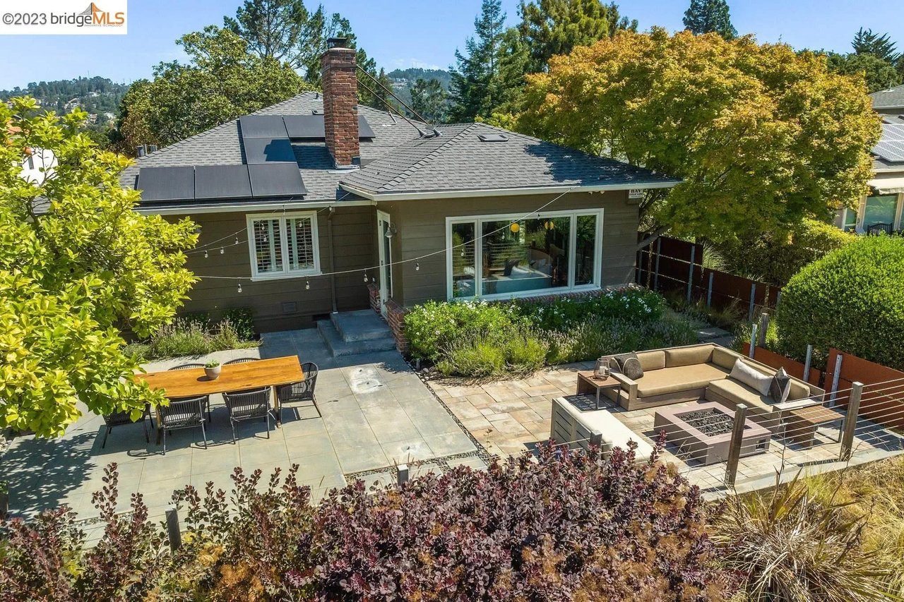 50 Lane Ct