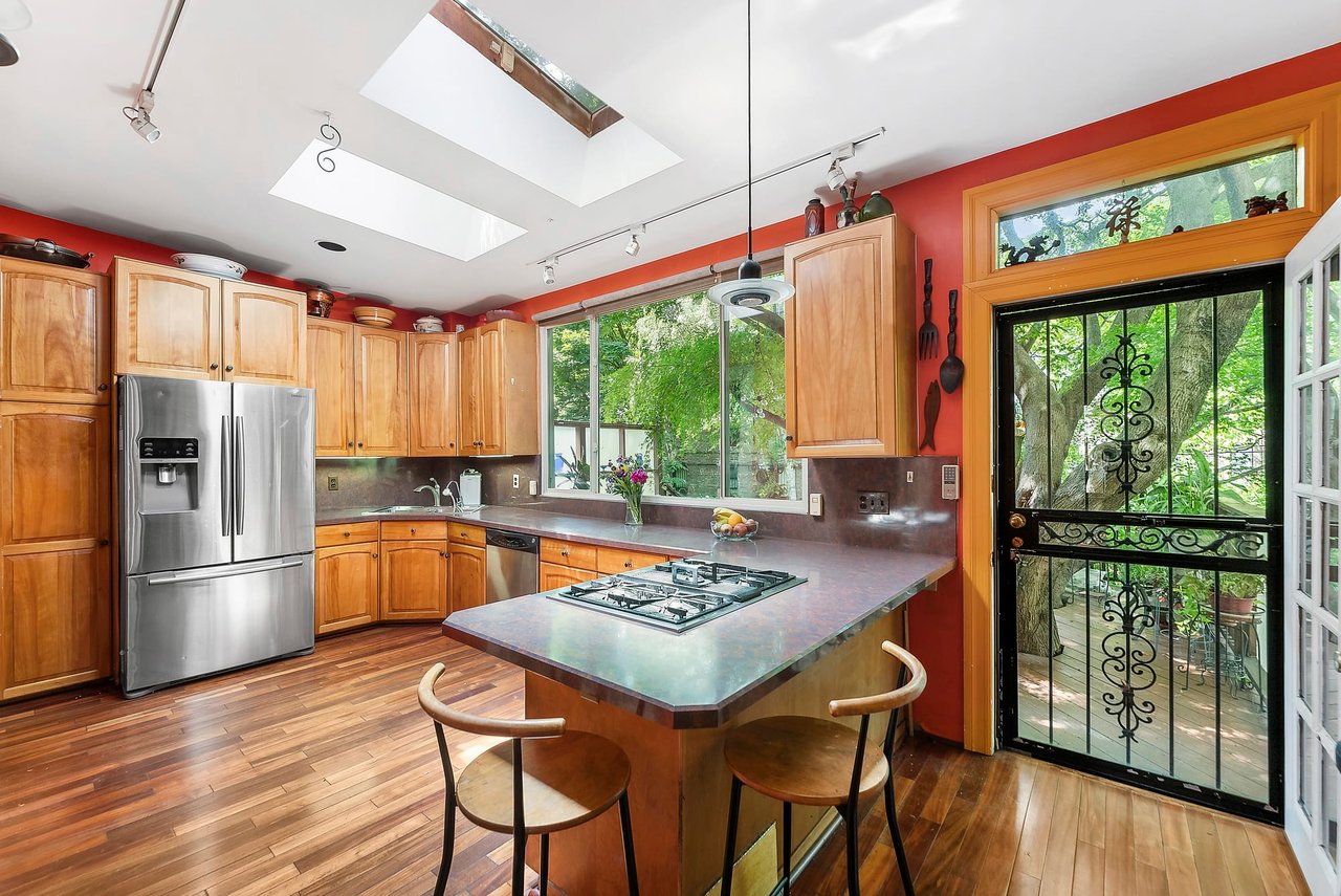 68 S Portland Avenue