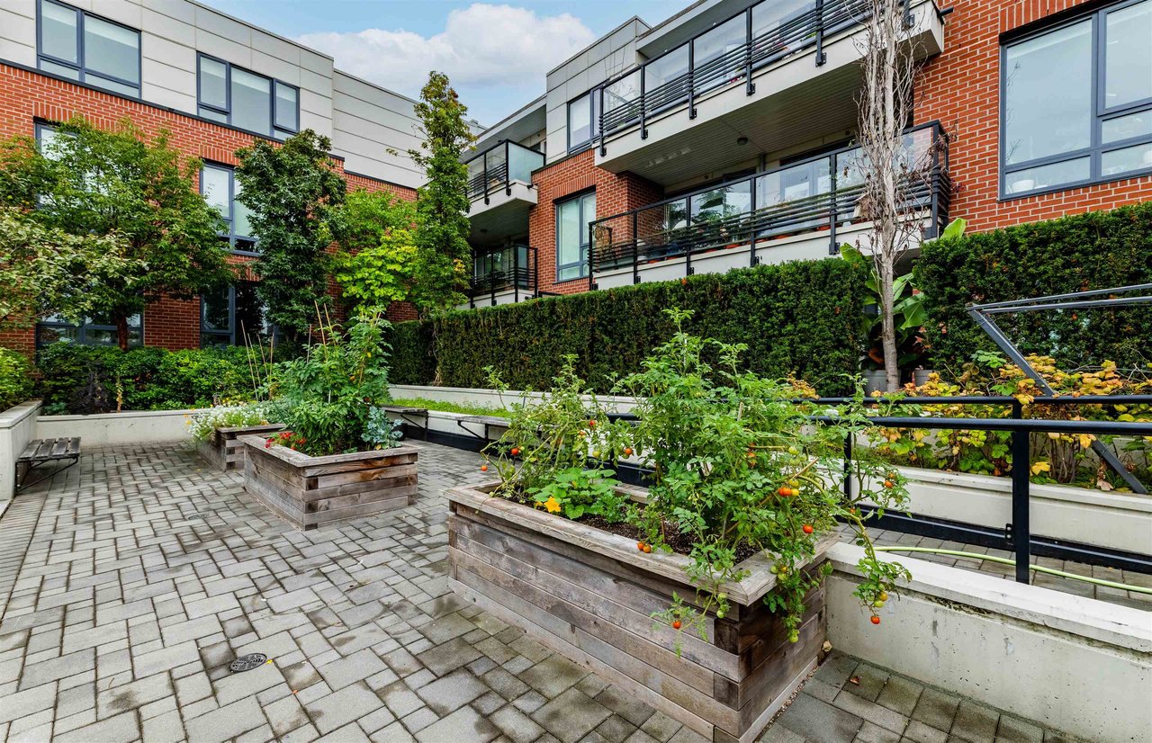 409-2477 Carolina Street, Vancouver
