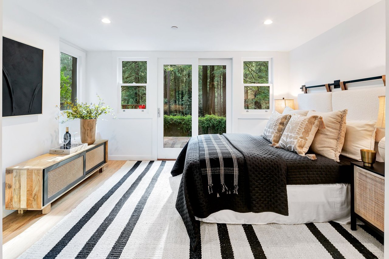 A Symphony of Space and Light in 29 Millard Rd, Larkspur