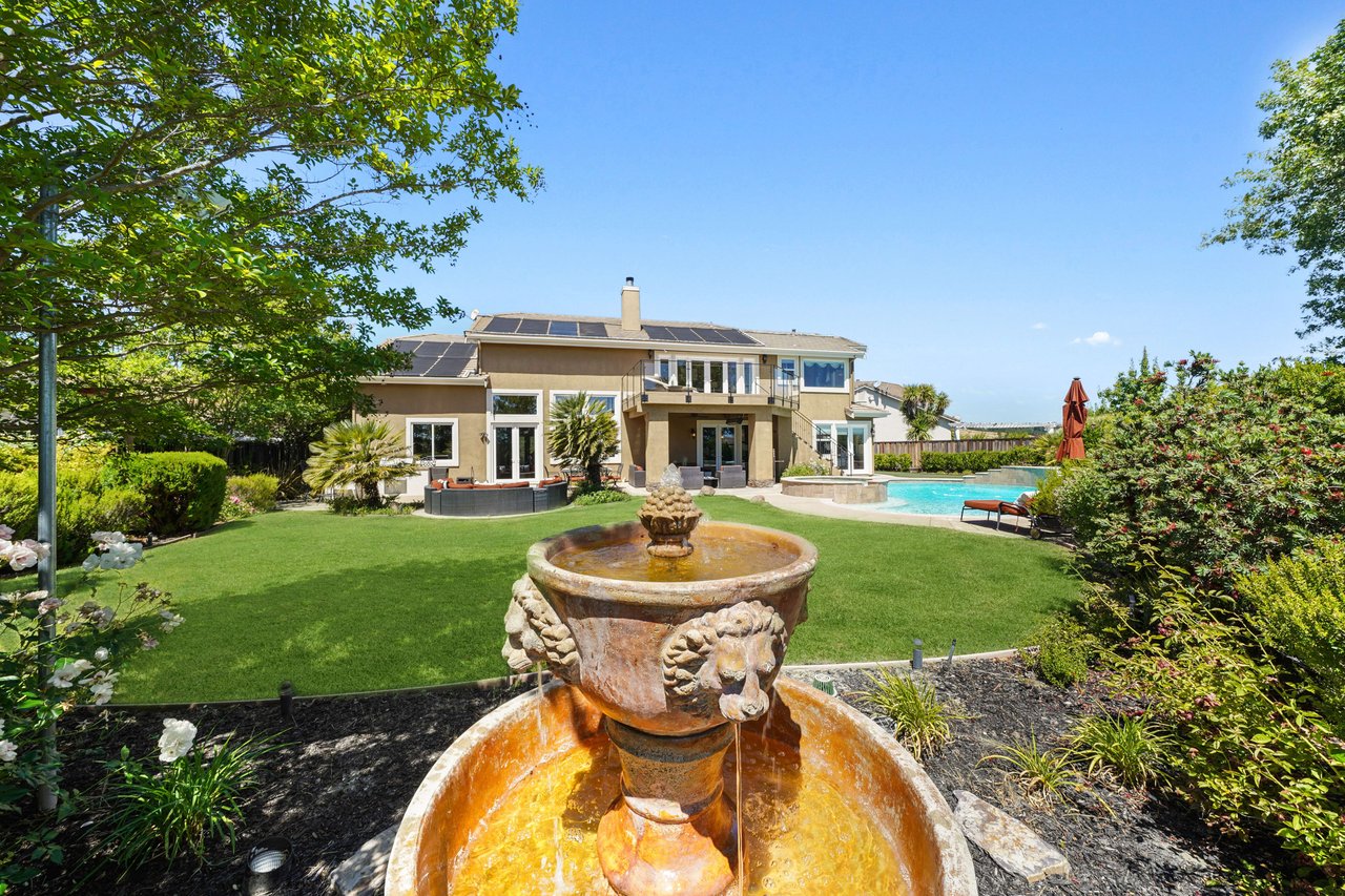 2 Welford Ranch Ct