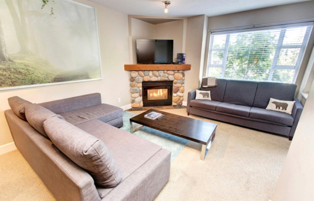 204-4360 Lorimer Rd