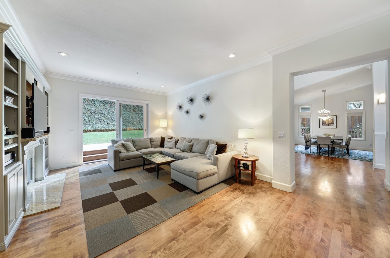 40 Cypress Hollow
