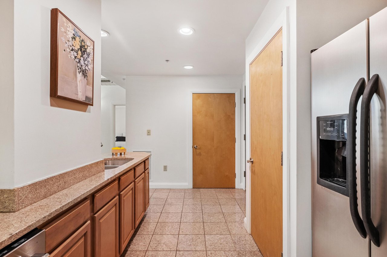 306 4th Avenue Unit #501