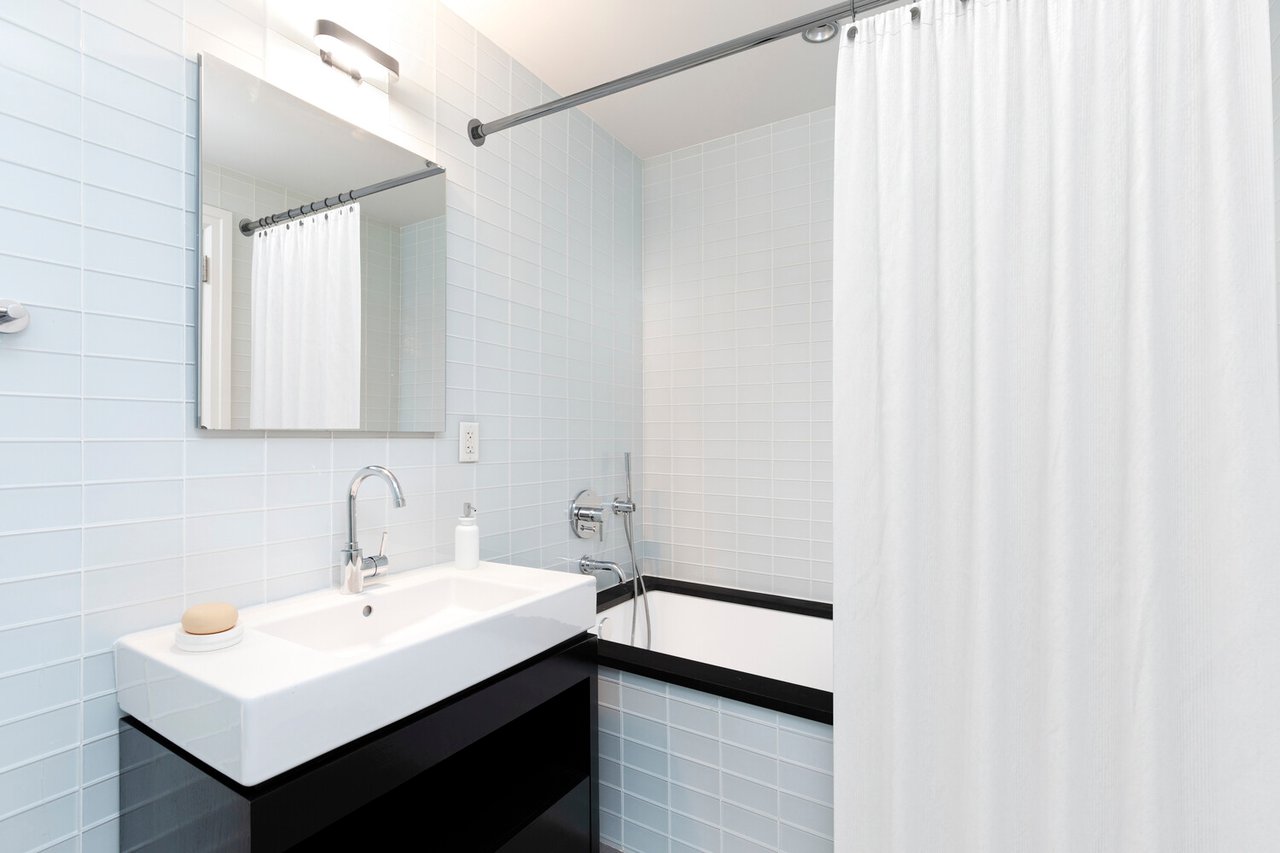 550 West 54th Street, Apt PHI