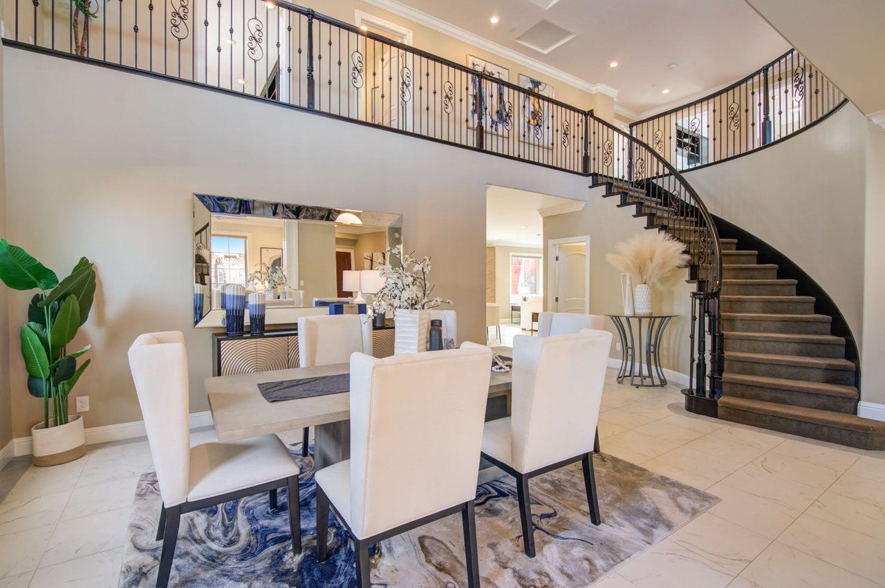 3902 Mars Court