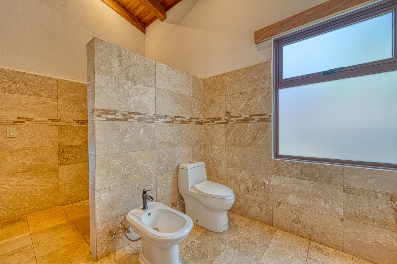 Multi House Rental Compound, Tamarindo, Guanacaste
