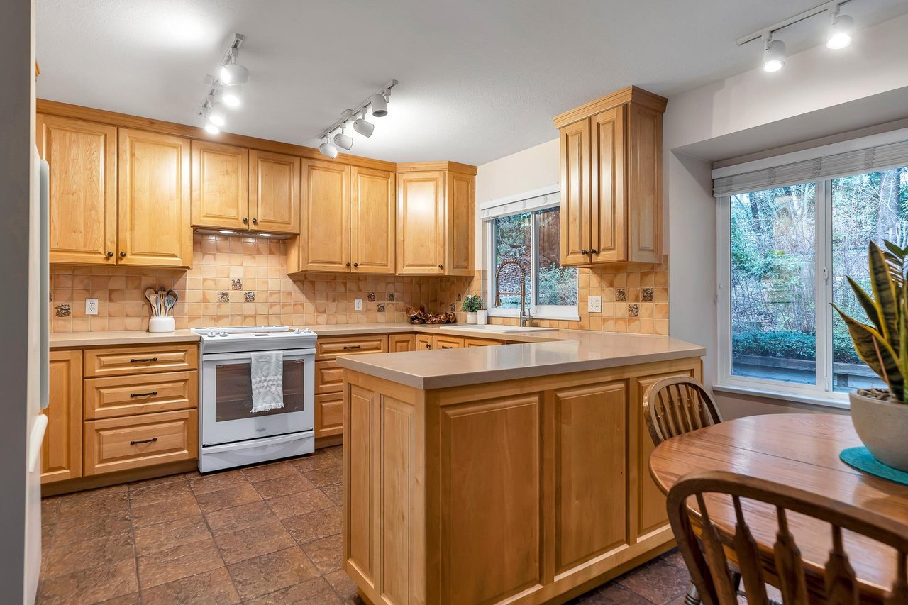 41-101 Parkside Dr