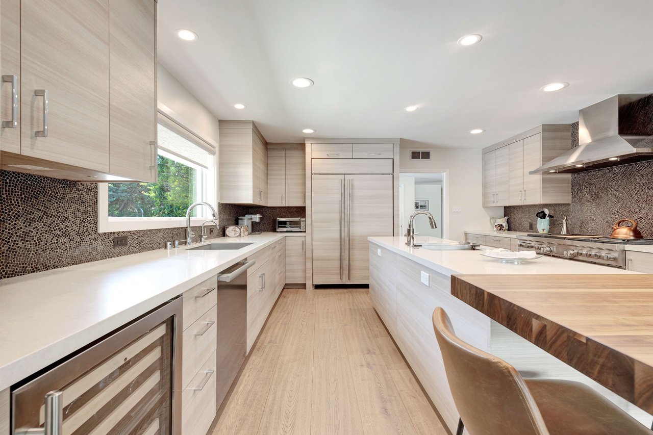4311 Coronet Drive