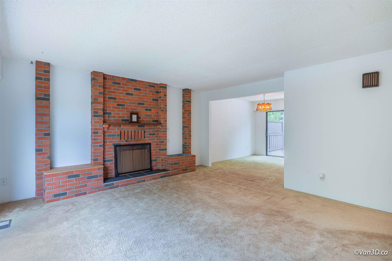 919 Lynwood Ave