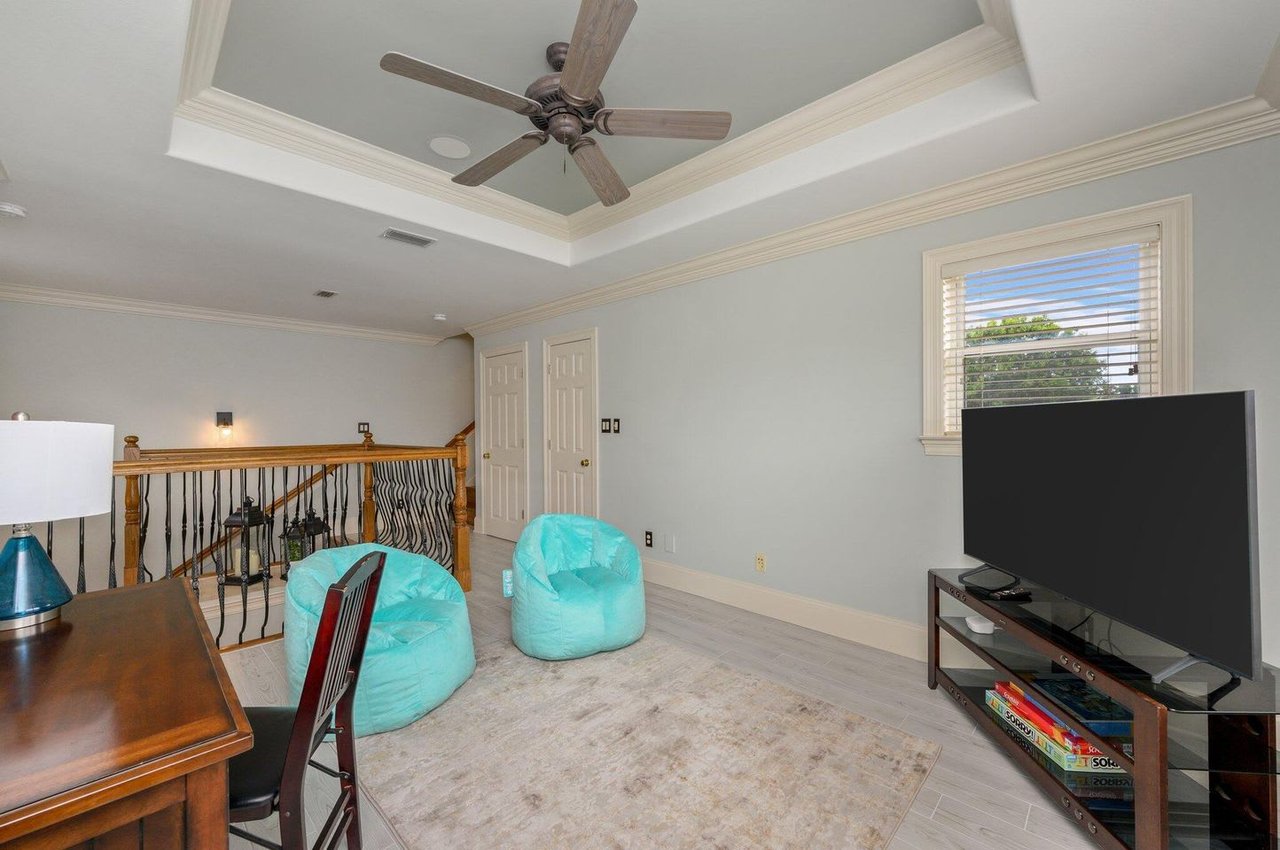6290 Augusta Cove