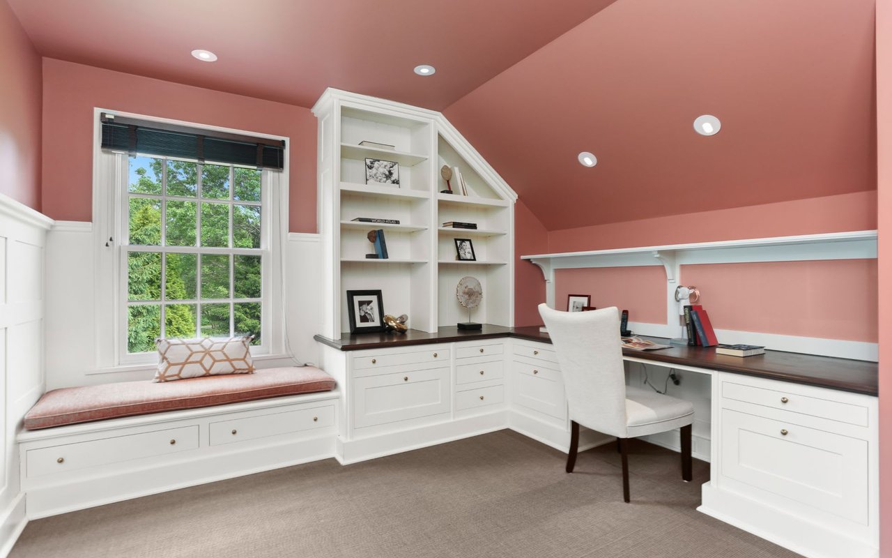 23 Bayberry Lane