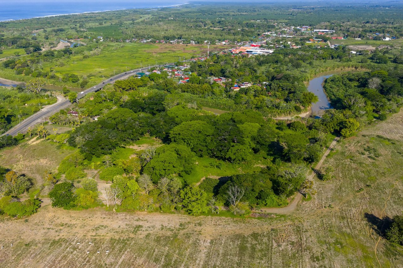 Agricultural Development Land, Manuel Antonio, Puntarenas