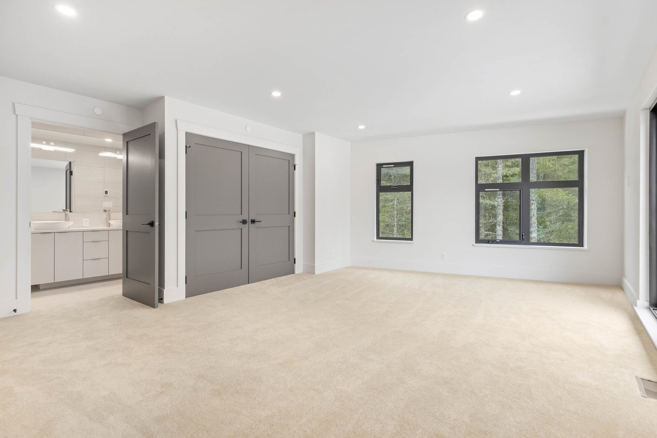 1730 River Run Pl