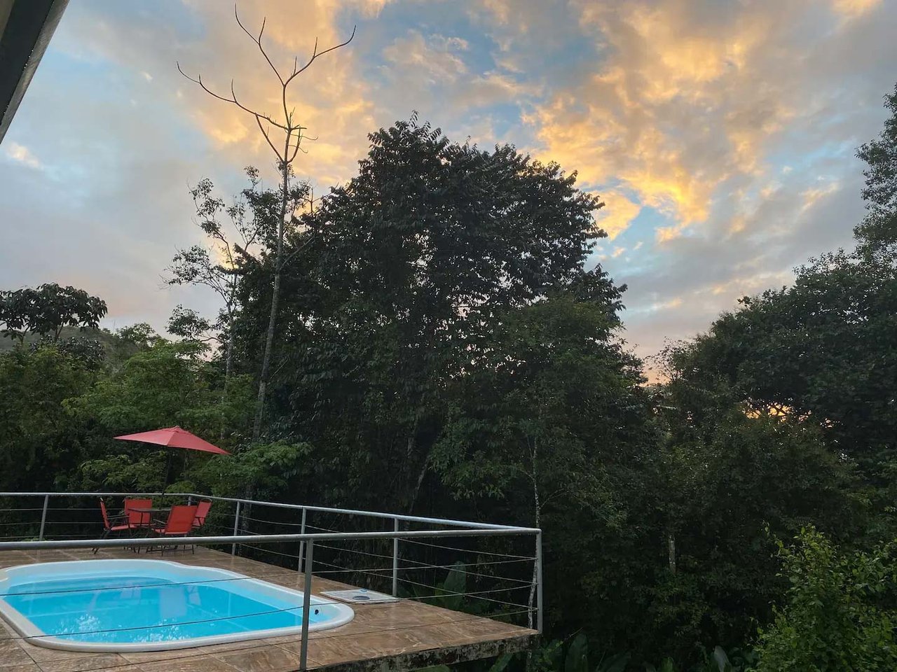  Affordable & Charming 1 bedroom Villa with Pool in gated community, immersed in the rainforest close to Quepos  