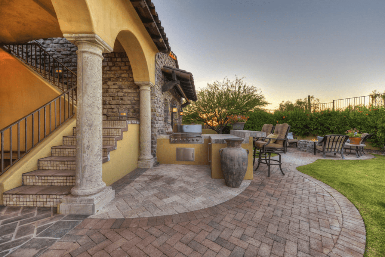 Luxury custom home in Scottsdale, AZ
