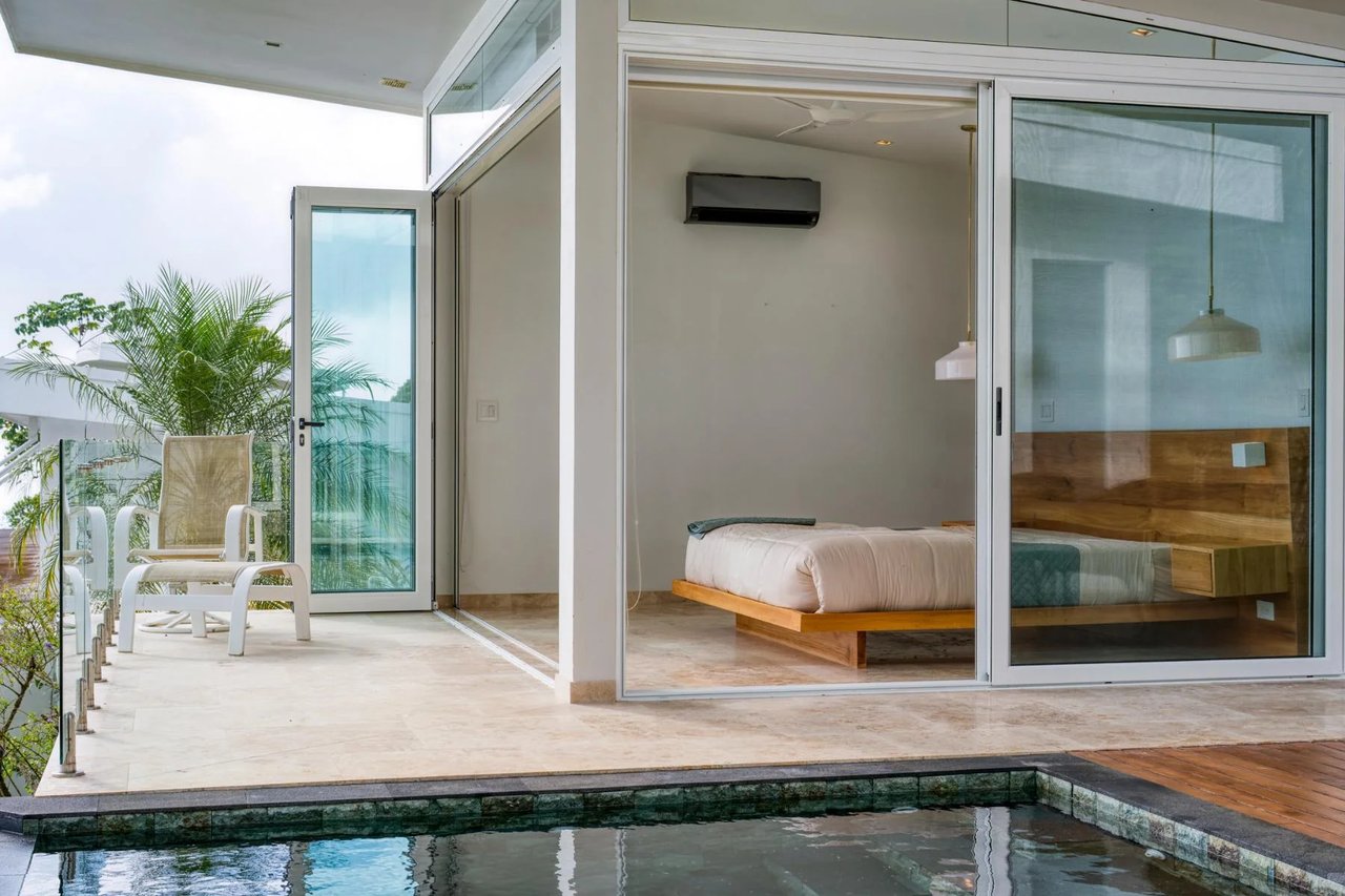 Solar Powered Luxury Home, Dominical, Puntarenas