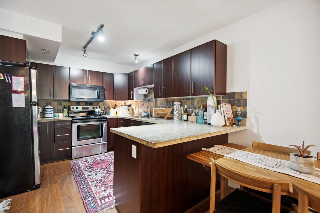 18-7428 14th Ave