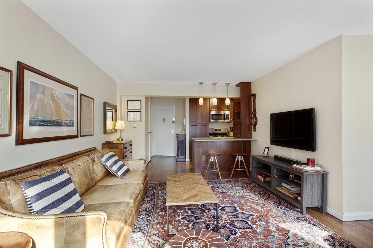 229 East 28th Street, Apt 4-D