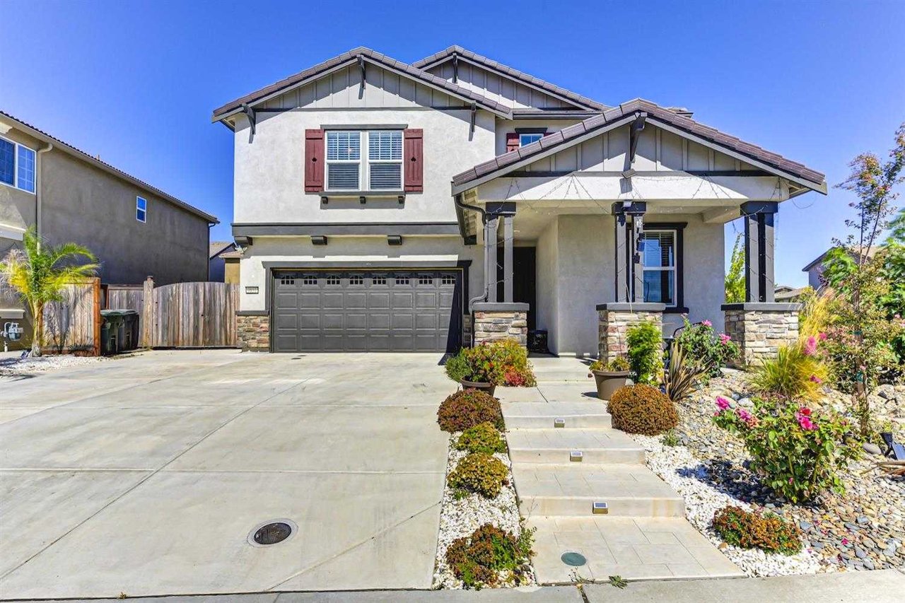 9851 Penela Way