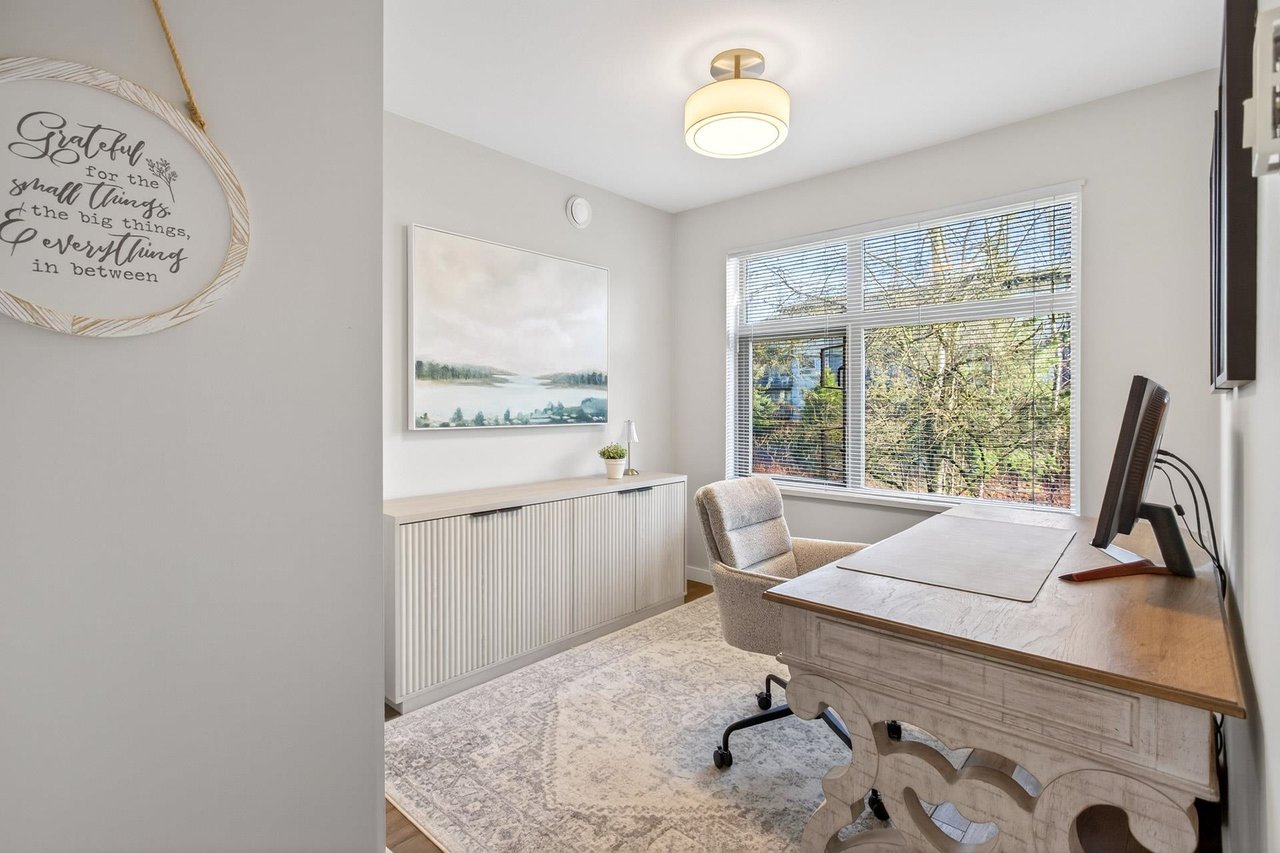 207-500 Klahanie Drive, Port Moody